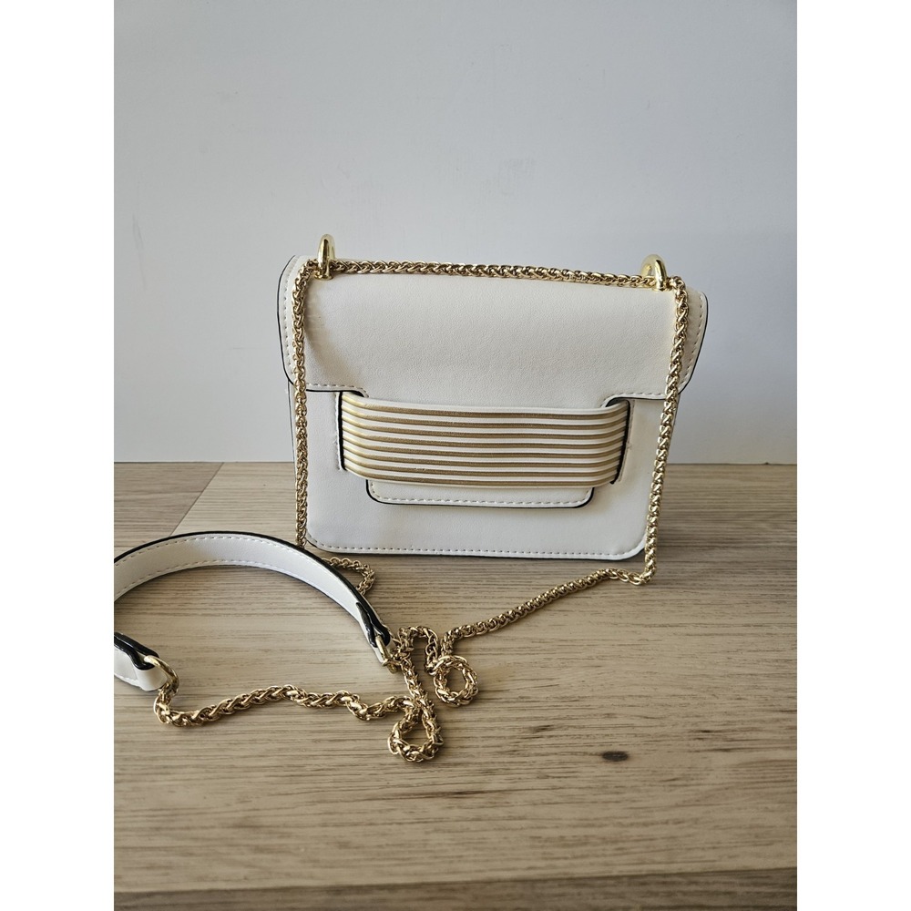 Coquette Old Money Cream White Flap‎ Bag – Minimalist Chic Gold Shoulder Purse